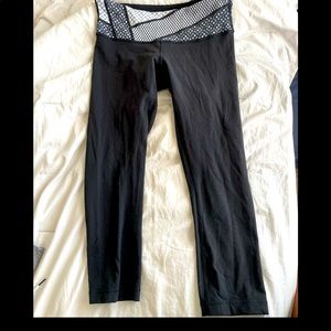 Lululemon Wunder Under leggings